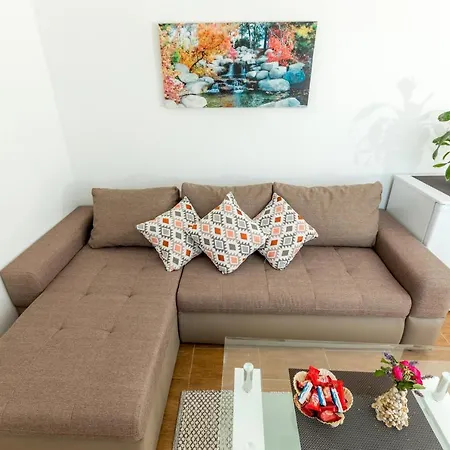 Apartman Zrno Soli Rtina